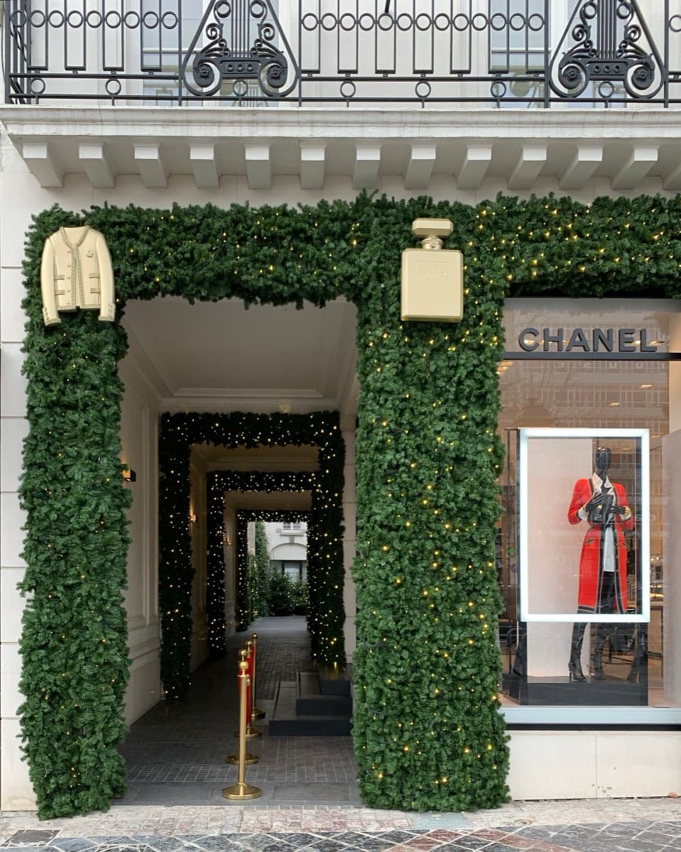 Chanel · Boulevard de Waterloo à Bruxelles, boutique Chanel (décembre 2019) - 1