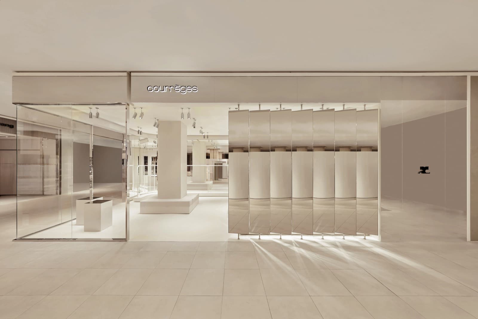 Courrèges · boutique