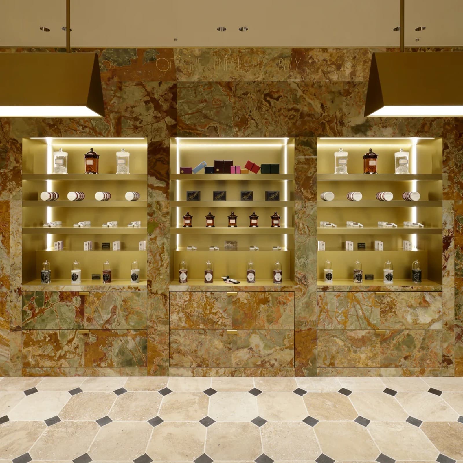 Officine Universelle Buly · boutique
